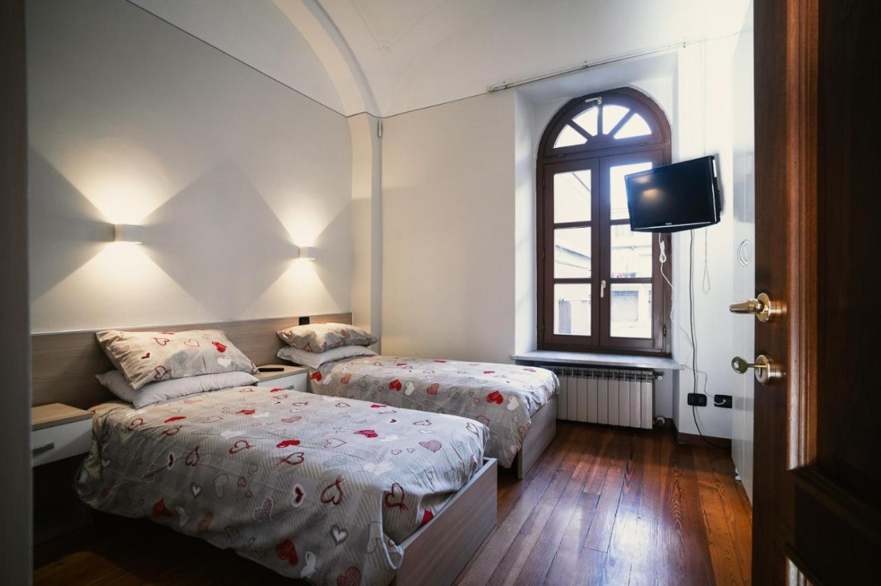 La Locanda Del Bistrot Dei Vinai Cuneo Exteriör bild