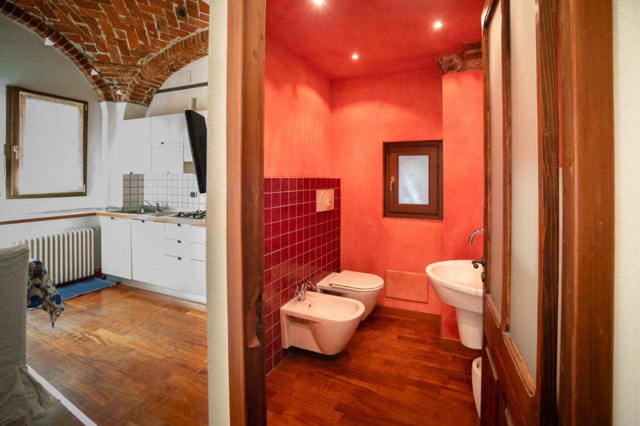 La Locanda Del Bistrot Dei Vinai Cuneo Exteriör bild